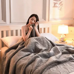 China 100% Polyester Flannel and Sherpa Fleece Comforter Quilt Blanket