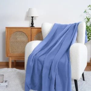 China Cozy Fleece Blanket Double Sided Soft Reversible Throw for Bed & Sofa Customized Solid Color Knitted for Adults