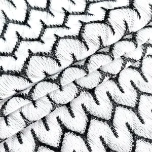 China Factory Knitting 100% Polyester Jacquard Warp Knitted Crepe Fabric for Home Textile