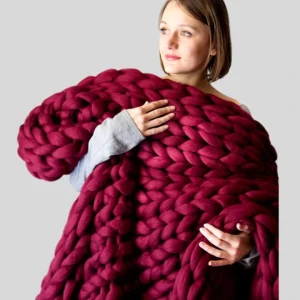 China Factory Sale Bulky Chunky Yarn Nature Delicate Chunk Knitted Weighted Blanket