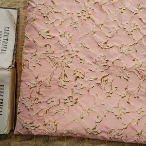 China Textile Supplier 100% Polyester Woven Customize Fashion 3D Flower Yarn Dyed Brocade Jacquard Fabrics for Dress