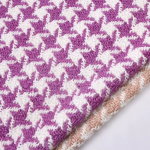 Chunky Pink White Houndstooth Knitted Jacquard Fabric Thick Yarn Dyed Sweater Knit Fabric for Autumn Winter Coat Dress