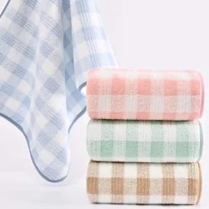 Classic Checkered Pattern Coral Fleece Woven Microfiber Bath Washcloths Soft Highly Absorbent Quick Dry Custom Sizes Logos