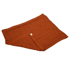 Classic Red Cable Knit Chenille Blanket All Season Soft Polyester Decor Blanket for Sofa Bed Travel Home Use