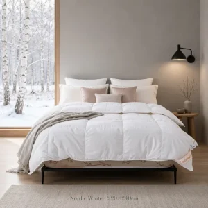 Classic White Down Comforter 95% Goose Down Filling Eco-Friendly Breathable Winter Heavyweight Warmth Quilted Luxury