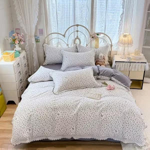 Cloud-Touch Washed Cotton Bedding Set 4pcs Soft Breathable Luxury Ruffle Lace Trim Duvet Cover Set for Home Hotel
