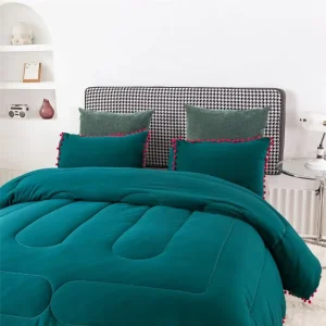 Comfortable and Soft Fur Ball Christmas Green red Fluffy Comforter Sets King Size Luxury Bedding
