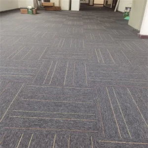 Commercial Carpet Tiles PP Cut Pile Cushioned Non-Slip Bitumen Backing Striped Washable Flooring Carpet