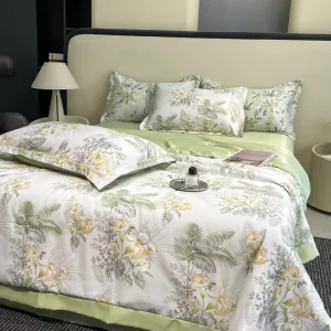 Cooling Silk Fabric Summer Quilt Set Washed Lyocell 4 Piece Bedding Set Soft Breathable Eco Friendly Home Hotel Use