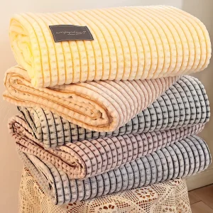 Coral Fleece Flannel Blanket Solid Color Warm Throw Blanket for Winter Home Textile Office Daily Use