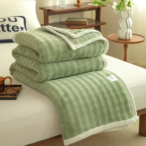 Cozy Flannel Throw Blanket Ultra Soft Warm Thick Fleece All Season Blanket for Couch Bed Sofa Nap Travel TV Blanket