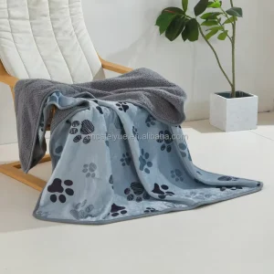 Cozy Soft Polyester Checker Throw Blanket for Home Use