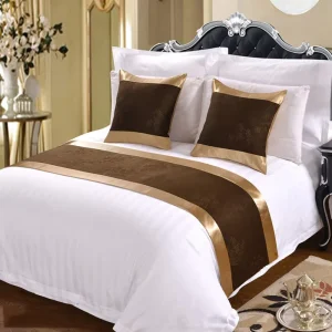 Cream Silk Bed Runner Red Hotel Mattress Bedding Set