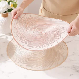 Creative Design 15inch High Quality Luxury Round PVC Placemats with Gold Foil Stamped Feather Pattern Table Mats Luxury Dining