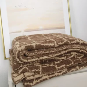 Custom 100% Polyester Vintage Knitted Throw Blanket with Animal Stripe Design Eco Friendly & Machine Washable