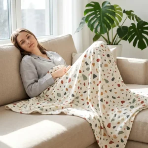 Custom 210GSM Printed Flannel Blanket Soft Cozy Throw for Sofa Bed Home Decor Personalized Gift Lightweight Fleece