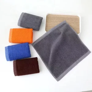 Custom 30*30cm White Salon Square Small Cotton Hand Towels With Embroidery Logo