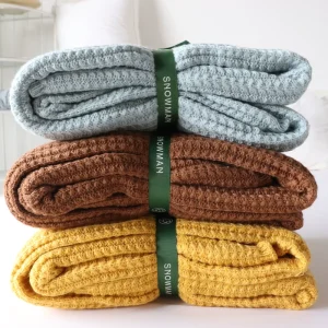 Custom Brand Printed Jacquard Eco Friendly Polyester Knitted Reversible Bed Throw Blanket