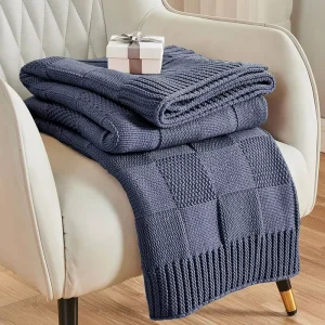 Custom Color Multisize AC Bedding Room Knitted Throw Blanket Super Soft Warm Winter Acrylic Cable Knit Blanket