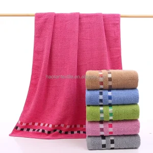 Custom Cotton Jacquard Rectangle All Season Hand Wash Beach Towel Eco Friendly Hotel Towel Hypoallergenic Antimicrobial