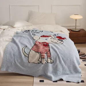 Custom Design Fluffy Polyester Microfiber Blanket Solid Color Throw Blanket for Household KDN