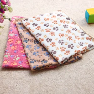 Custom Design Soft Lightweight Velvet Pet Blanket Cat Dog Bed Towel Puppy Plush Wrap Printed Pattern