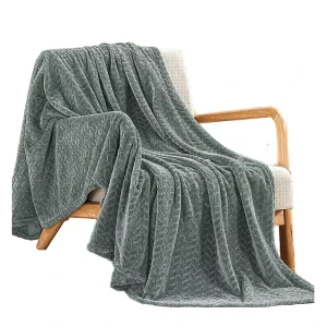 Custom Designed Polyester Pet Blanket Travel Blanket for Dogs Cats Plain Solid