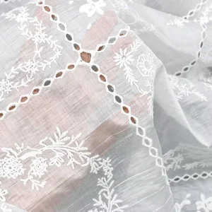 Custom Fancy Flower 100% Cotton White Lace Fabric Eyelet Embroidered Fabric for Dress