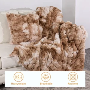 Custom Faux Fur Blanket OEM ODM Custom Lora Minky Fluffy Soft Comfortable Faux Fur Blankets for Home Decoration