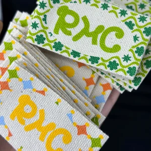 Custom High Density Cotton Fabric Clothing Woven Labels Handmade Items Water Proof Brand Logo Minimum Order 100 Pcs for Main