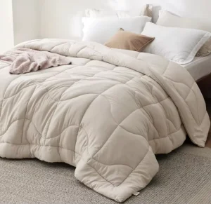 Custom Home Hotel Sleeping Comforter Microfiber Fabric Polyester Filling Warm Comforter