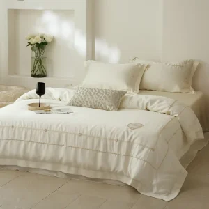 Custom Home Hotel White Four-piece Bedding Set Embroidered Ten-cel Queen King Size Luxury Duvet Cover Bedding Sets