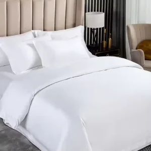 Custom Hotel Bedding Set White Cotton Plain Weave Simple Style 200TC All-Season 3-Piece Bedding Set
