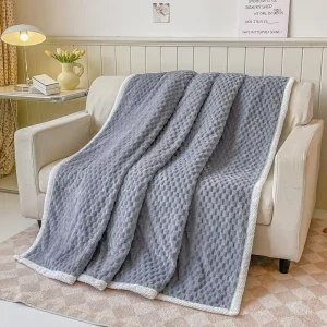 Custom Jacquard Fleece Striped Solid Color Double Layer Thickened Sherpa Fuzzy Throw Plush Flannel Anti Raschel Blanket