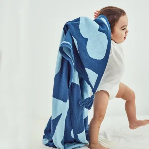 Custom Knitted Baby Blanket Made of Jacquard Fabric Knitted Cotton Blanket for Newborn Swaddling Blankets Knitted Throws