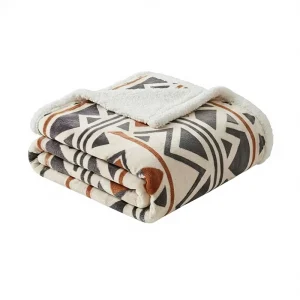 Custom Knitted Flannel Throw Blanket with Woven Label Extra Soft & Warm Geometric Pattern for Person Sofa All Seasons Home Use