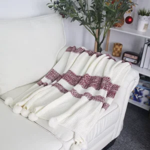Custom Logo Large Chunky Knit Throw Blanket with Handmade Furry Pom Pom for Home Decor