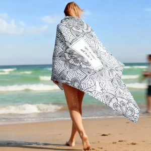 Custom Logo Printed Soft Lady Design Recycled Microfiber Beach Towels Comfortable Quick Dry Beach Towel