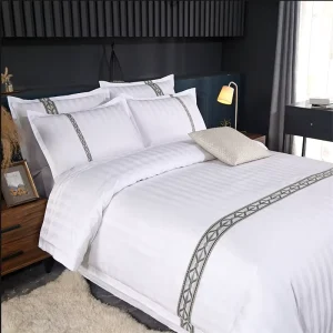 Custom Luxury 5 Star Hotel Bedding Set Custom logo Size Embroidery Bedding Sets 4 Pieces Bedding Sheet Sets