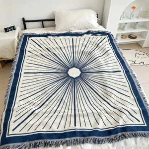 Custom Luxury Jacquard Woven Bedding Set with Heavy Throw Blanket for Hotel and Home