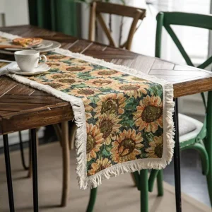 Custom Luxury Polyester Table Runner Elegant Solid Design for Dining Table Centerpiece Decoration