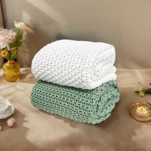 Custom Name Large Luxury Warm Decorative Throw Blanket High Quality 100% Polyester Super Soft Fleece Solid Floral Patterns Four