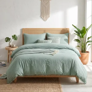 Custom OEM ODM Duvet Cover Set Washed Bedding Set With Full Surround Pom 4 Pcs Solid Soft Casual Texture Breathable Bedding Set