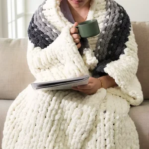 Custom Pattern Thick Chenille Chunky Yarn Handmade Space Dye Color Blanket Modern Style Soft Throws for Home Use