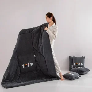 Custom Printed logo 2-in-1 Cushion Blankets with Zipper Warm Sofa Throw Home Use Blankets Flannel Weighted Blankets