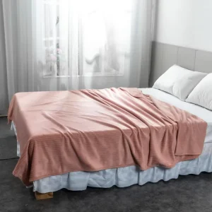 Custom Size Double Sided Solid Color Thickened Eco friendly Woven Warm Milk Velvet Raschel Bed Blanket Plush Winter Autumn Air