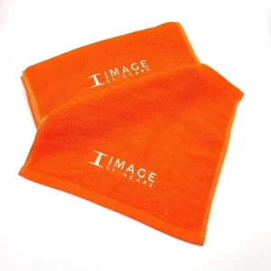 Custom Small Square Pure Cotton Eco friendly Embroidered Home Hand Bath Towel Solid Color Thick Absorbent Adult