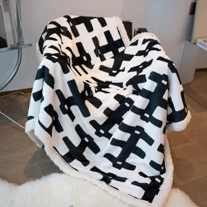 Custom Soft Raschel Plush Baby Thick Warm Fleece Fluffy Raschel Throw Blanket for Winter