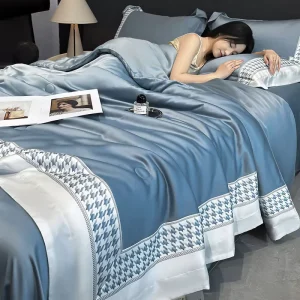 Custom Solid Color Washed Ice Silk Quilts 4pcs Bedding Set King Size Comfortable Quilted Printed Cooling Summer Duvet