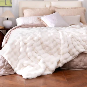 Custom Super Soft Fluffy Gray Plush Oversized Bed Throw Winter Bedroom Collection Line Faux Rabbit Fur Blanket
